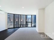 UNO 1 Bed 1 bath 1 Study