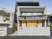 Rare Single Level Luxury with Grand Scale & Unrivalled...