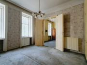 Unsanierte Wohnung in einem wunderschön sanierten...