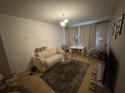 UNTERMIETERIN für Zwischenmiete im Altstadt kölnSüd