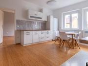 UNTERMÜHL: Schönes Apartment in idyllischer Lage mit...