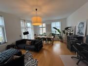 Untervermietung Altbauwohnung 01,04 30.08. in Pempelfort