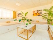 Up to 10 people 106 sqm designer apartment, prime...