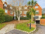 Upcross Gardens, Reading, 2 Bedroom Apartment