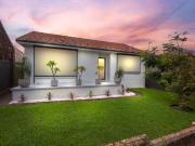 Updated for laid back coastal living, 1km to beach