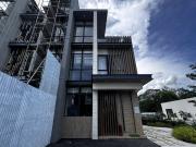 Upgrade to More Space, More Style, More You – Townhouse...