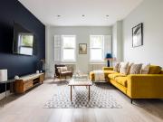 Upland Road, London SE22, 2 bed flat to rent, £3,380 pcm...