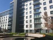 Upmarket 1 bedroom unit in the prestigious Melrose Arch...