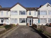 Upminster Road South, Rainham, 3 Bedroom Terraced