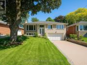 Upper 33 Sumner Heights, Toronto, ON, M2K 1Y2 house for...