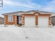 Upper 361 Georgian Drive, Barrie, ON, L4M 7A2 house for...