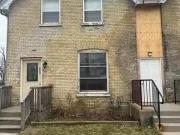 Upper 453 Horton Street, London, ON, N6B 1M2 investment fo.
