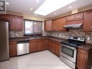 UPPER 7139 WARDEN AVENUE
