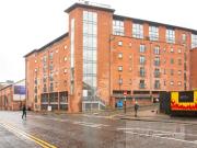 Upper Floor Flat/Apartment Property to let Melbourne...