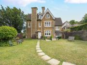 Upper Manor Road, Godalming GU7, 1 bed flat to rent,...