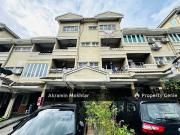 Upper Unit & Renovated | Townhouse Duplex Sri Mahligai...