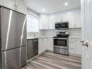 Upscale and modern 1 bedroom available