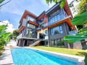 Upscale Modern Smart Home For Sale in Ayala Alabang...