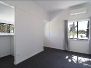 Upstairs 2 Bedroom Unit With Peaceful Views