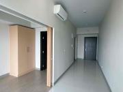 Uptown Parksuites 2 1 Bedroom Unit Condominium For Sale...