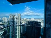 Uptown Parksuites Tower 2 3 Bedroom Corner Unit