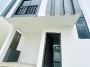 VENTA CASA ESTRENO URB. GRAN VITTORIA JLR