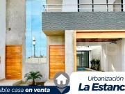 URB. LA ESTANCIA DE HUANCHACO CASA CON PISCINA A 5 MIN...