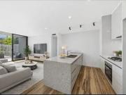 Urban Chic & Resort Style: Luxury 2 Bedroom Sanctuary in...