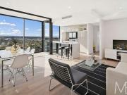 URBAN CONVENIEBCE WITH STUNNING DISTRICT VIEWS