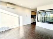 Urban Elegance in the Heart of Fitzroy – Sleek One...