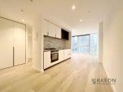 Urban Elegance in the Heart of Melbourne CBD