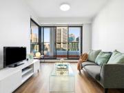 Urban Energy. Tranquil Living 1 bedroom Sydney CBD