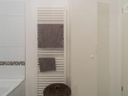 Urban living: Nice & spacious flat with car parking,...