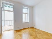 Urban Oasis Charmante Altbaustil Wohnung mit Balkon und...