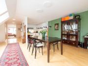 Urbanes 5 Zimmer Hideaway mit Stadtgarten über den...