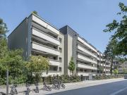 Urbanes Leben im Lichterglanz der Stadt