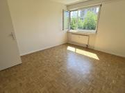 Urbanes Wohnen im Grünen: 2019 sanierte 3 Zimmerwohnung...