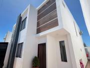 Urbanización Costa Real Manta Ecuador: Casa en Urb.... Urbanización Costa Real Manta Ecuador: Casa en Urb....