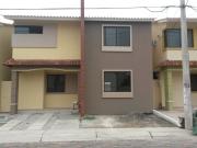 Urbanización Milann alquiler casa de dos plantas