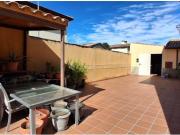 Urbis te ofrece un chalet en venta en la Urbanización...