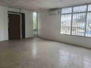 Urdesa,alquiler departamento 2do piso alto, 3...