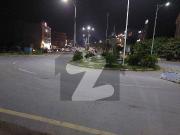 Urgent Sale Shop In 65 Lac Bahria Town Phase 7...