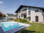 Urlaubsfeeling mit wunderschönem Haus Pool & Traumgarten... Urlaubsfeeling mit wunderschönem Haus Pool & Traumgarten...