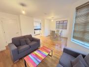 Uxbridge Road, Ealing W5, 3 bed flat to rent, £2,100 pcm...