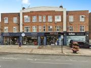 Uxbridge Road, Hatch End HA5, 2 bed flat to rent, £1,750...