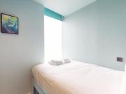 Uxbridge Road Studio to rent £1,250 pcm £288 pw