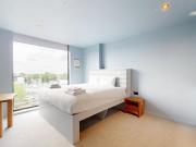 Uxbridge Road Studio to rent £1,550 pcm £358 pw