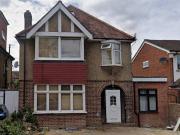 Uxbridge UB8, Studio to rent, £1,000 pcm | PrimeLocation