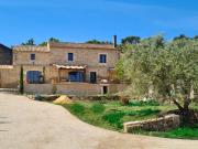 Uzès region, joli village avec commerces, grand Mas,...