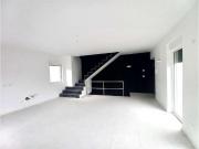 V000539 CASA SINGOLA SU TRE LIVELLI